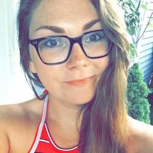 Meet your Posher, Steph